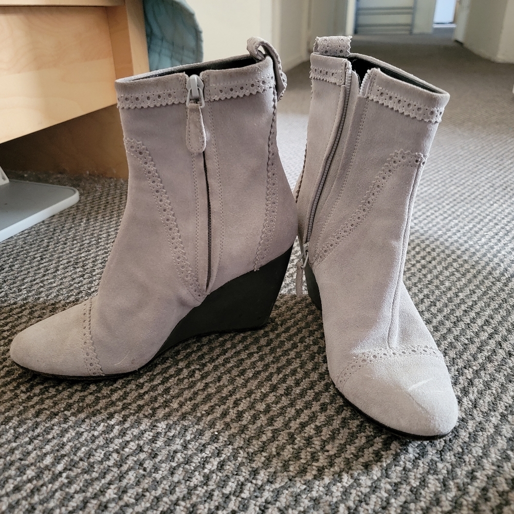 Balenciaga Boots Grey Suede Size 5